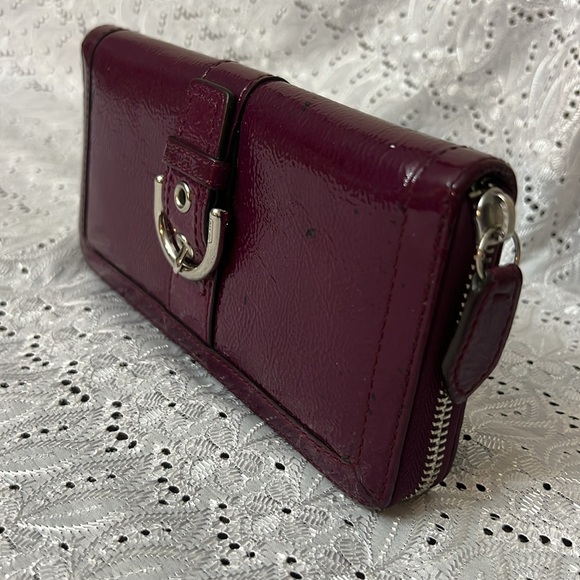 Vintage Coach Purple Leather Wallet - Picture 1 of 5